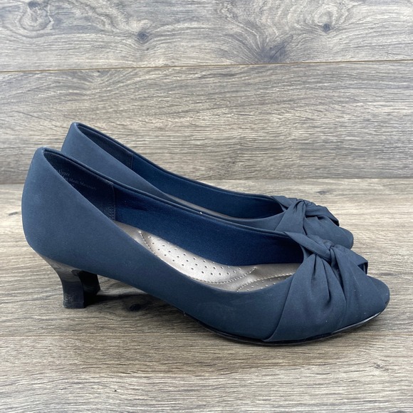 Coach and Four Navy Blue Fabric Peep Toe Kitten Heel Pumps Twisted Knot Size 8.5 - Picture 5 of 11